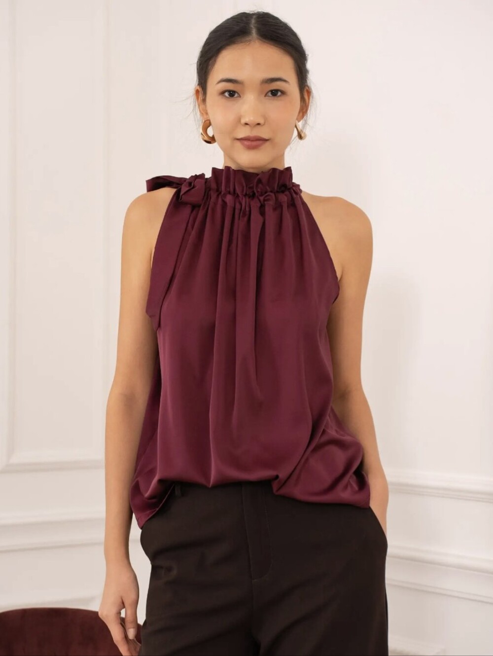 Choklate Paris Burgundy Satin Halter Top Tie Neck Sleeveless Blouse One Size TU